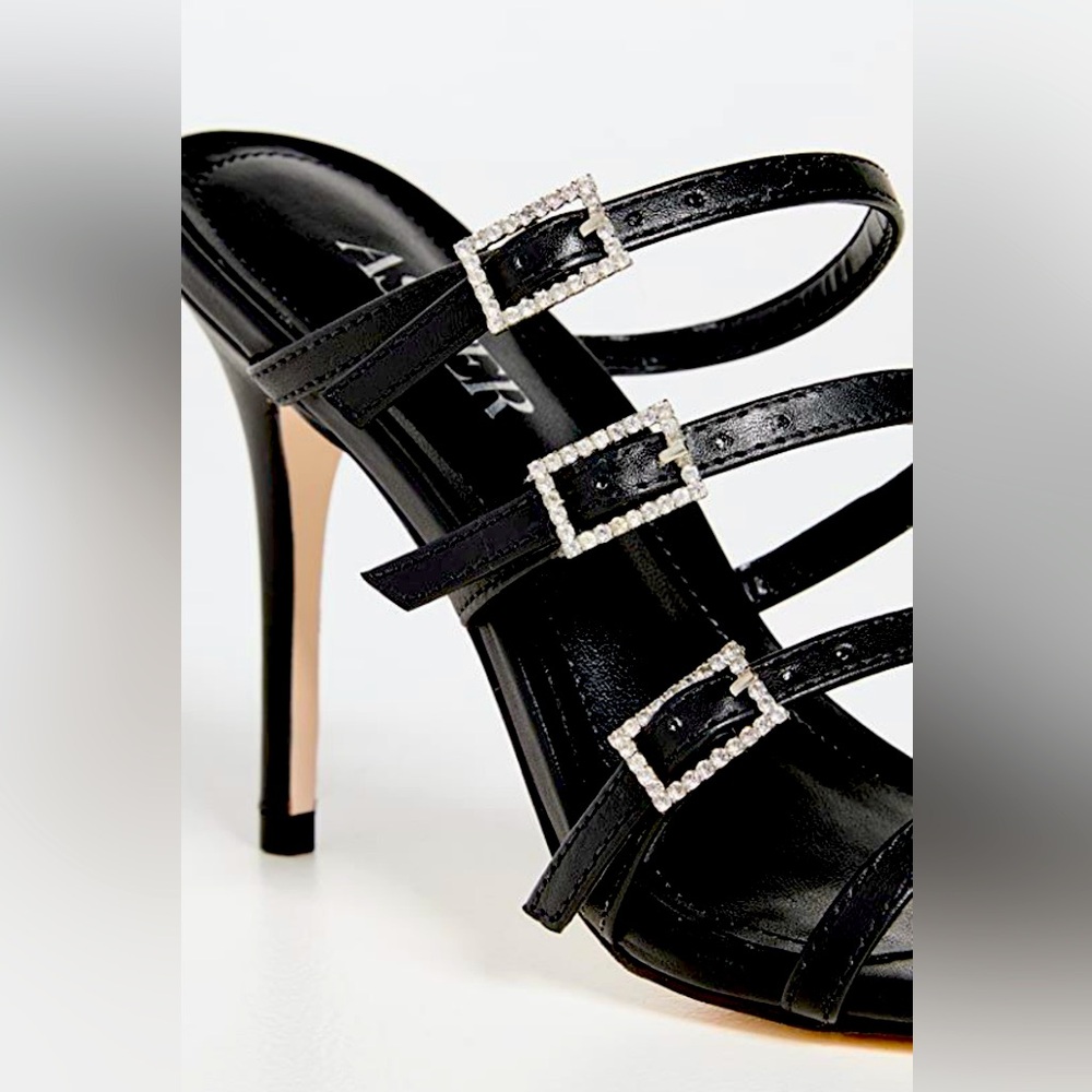 MSRP 195 Aster Capri Leather Sandals Used once size 8 with dust bag included